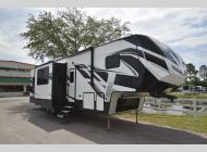 Used 2022 Dutchmen RV Voltage 3551 image