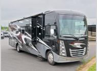 Used 2020 Thor Motor Coach Challenger 37YT image