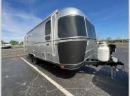 New 2025 Airstream RV Flying Cloud 25FBT image