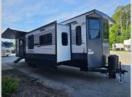 New 2025 Palomino Puma Destination 37PFL image