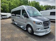 New 2025 OGV Luxury Coach V-Cruise 10OB image