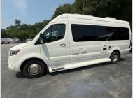 Used 2022 Pleasure-Way Plateau FL image