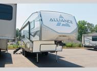Used 2023 Alliance RV Avenue 26RD image
