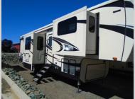 Used 2020 Forest River RV Cardinal 370FLX image
