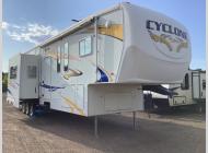 Used 2008 Heartland Cyclone 4012 image