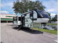 New 2025 KZ Durango Half-Ton D283RLT image