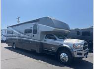 Used 2023 Dynamax isata 5 34DS image