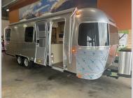 New 2025 Airstream RV Flying Cloud 28RBQ image