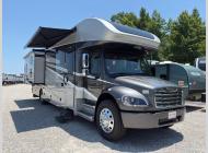 New 2025 Renegade Valencia 38BB image