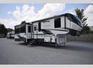 Used 2021 Keystone RV Alpine 3220RL image