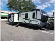 Used 2022 Forest River RV Flagstaff Classic 832RKSB image