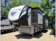 Used 2018 Keystone RV Avalanche 320RS image