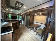 Used 2017 Keystone RV Montana 379RD image