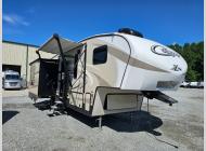 Used 2018 Keystone RV Cougar 28SGS image