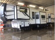 Used 2022 Forest River RV Sierra 38FKOK image