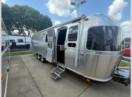 Used 2018 Airstream Classic 30RB Twin image