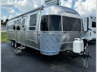 New 2026 Airstream Flying Cloud 30FBBT image