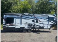 Used 2014 Dutchmen RV Voltage 3200 image