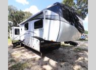 New 2024 Jayco North Point 377RLBH image