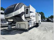 Used 2023 Keystone RV Alpine 3912DS image