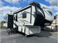 Used 2019 Keystone RV Avalanche 321RS image