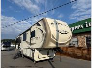 Used 2019 Keystone RV Montana 3855BR image