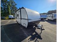 Used 2025 Cruiser Embrace EL17BH image