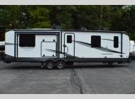 Used 2023 Forest River RV Flagstaff Classic 832RKSB image