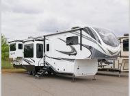 Used 2021 Grand Design Solitude 375RES image