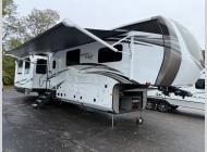Used 2021 Jayco North Point 377RLBH image