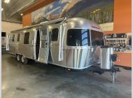 Used 2018 Airstream RV Classic 33FBQ image