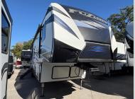 Used 2018 Keystone RV Fuzion 369 image