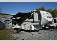 Used 2024 Alliance RV Avenue 32RLS image