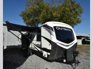 Used 2019 Keystone RV Outback 300ML image