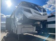 Used 2022 Dutchmen RV Voltage 3551 image