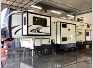 Used 2021 Forest River RV Wildwood 378FL image