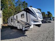 Used 2020 Forest River RV Vengeance Rogue Armored 383v16 image