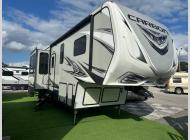 Used 2018 Keystone RV Carbon 364 image