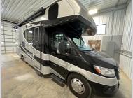 Used 2022 Dynamax isata 3 24FW image