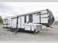 Used 2023 Forest River RV Sierra 384QBOK image