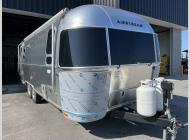 New 2025 Airstream Flying Cloud 25FB Twin image