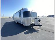 New 2025 Airstream Globetrotter 27FB Queen image