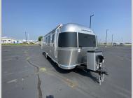 New 2025 Airstream Flying Cloud 28RB QUEEN image