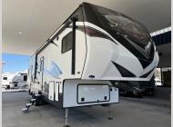 Used 2017 Prime Time RV Spartan 3210 image