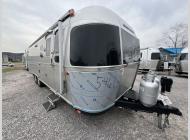 New 2025 Airstream Classic 30RB Twin image