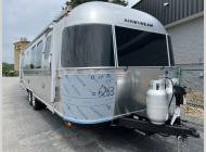 New 2025 Airstream Classic 28RB Twin image