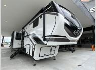 Used 2024 Keystone RV Montana High Country 351BH image