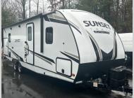 Used 2022 CrossRoads RV Sunset Trail Sunset Trail 253RB image