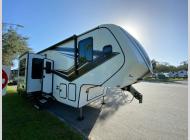 Used 2023 Grand Design Momentum 320G-R image