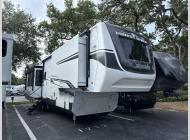 New 2025 Palomino Columbus 379MBL image